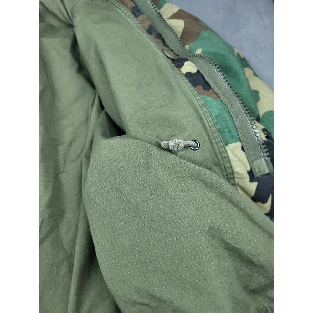 Military Cold Weather Field Jacket Mens Medium Green Camo Full‎ Zip Center Cinch